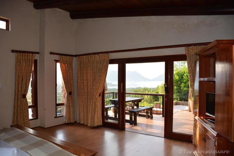 La Montagne Guest Lodge Hartbeespoort Exterior photo