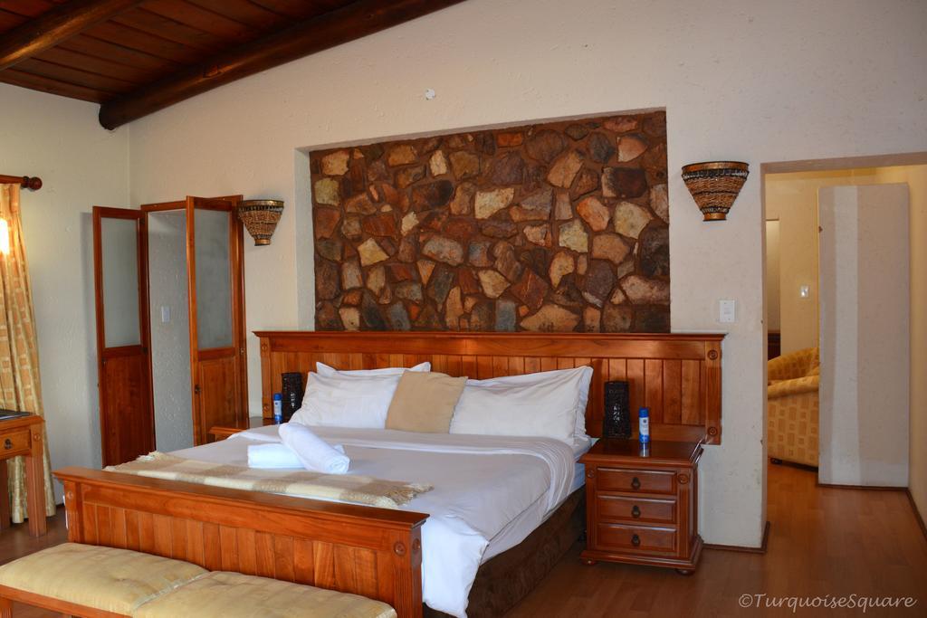 La Montagne Guest Lodge Hartbeespoort Exterior photo