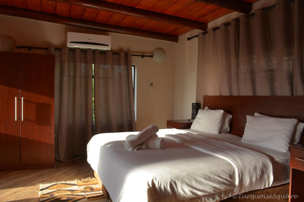 La Montagne Guest Lodge Hartbeespoort Exterior photo