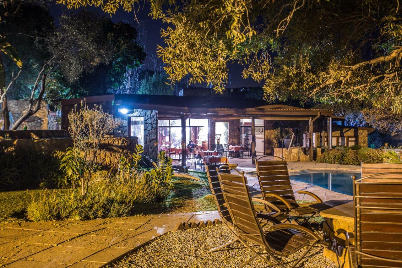 La Montagne Guest Lodge Hartbeespoort Exterior photo